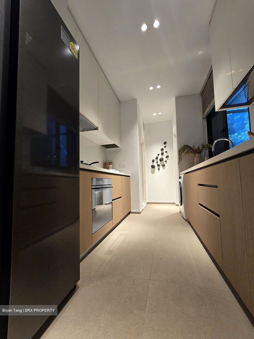 The Hillshore (D5), Condominium #593709421